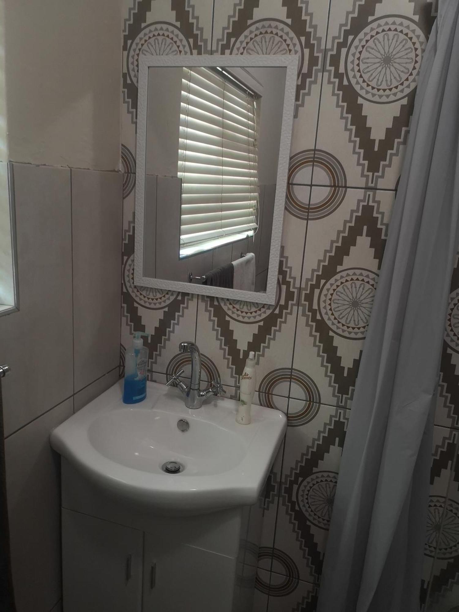 Avo Tree Guesthouse Paarl Bagian luar foto
